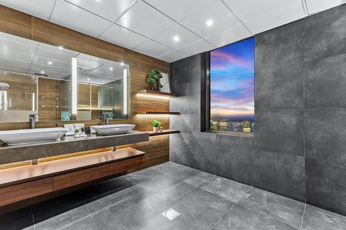 First Class Exceptional Penthouse Living In Jbr Dubai